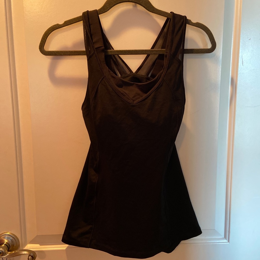Lululemon tank top with built in sports bra